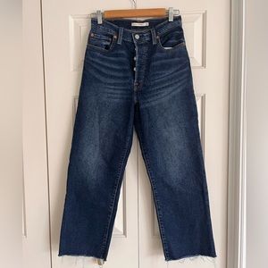 Levi’s Ribcage Straight Ankle Jeans
